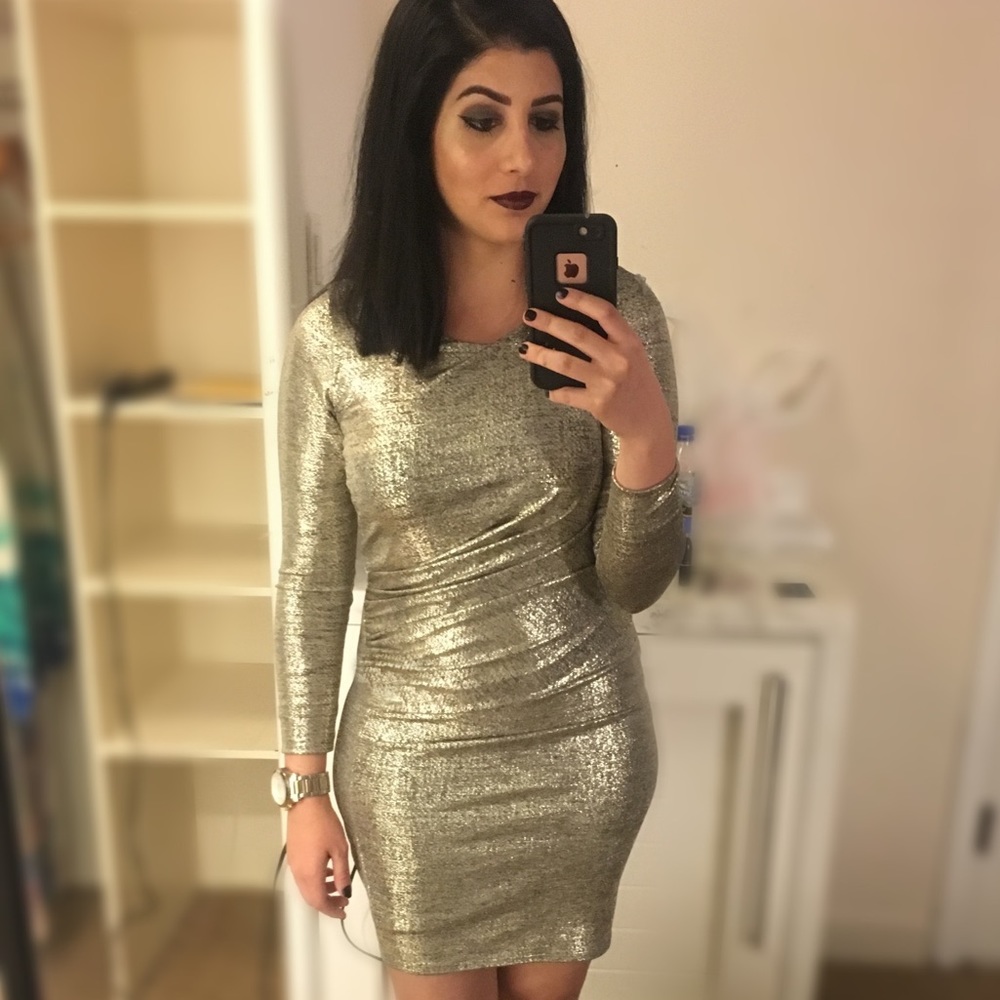 Gold/champagne body on dress!
